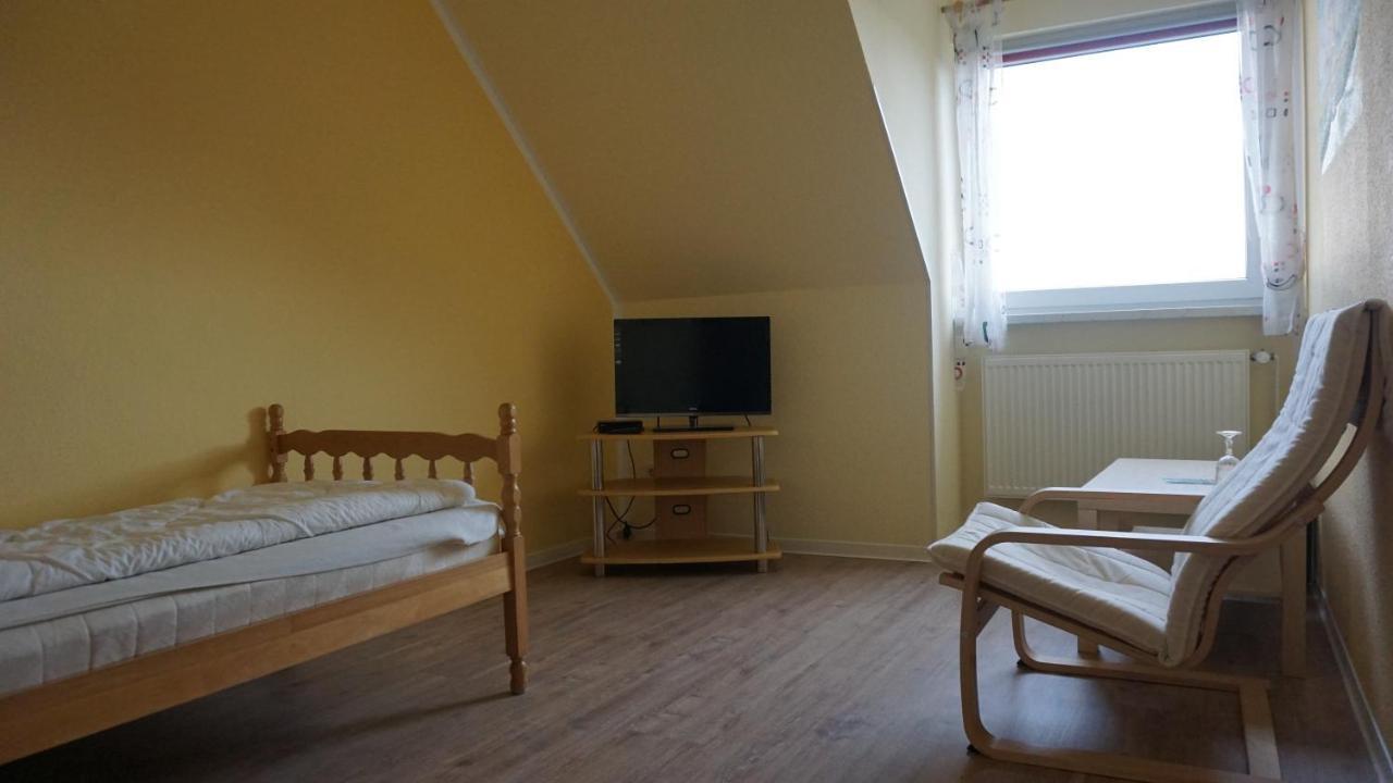 Logia Hotel Garni นอยฮาร์ลิงเงอซีล ภายนอก รูปภาพ